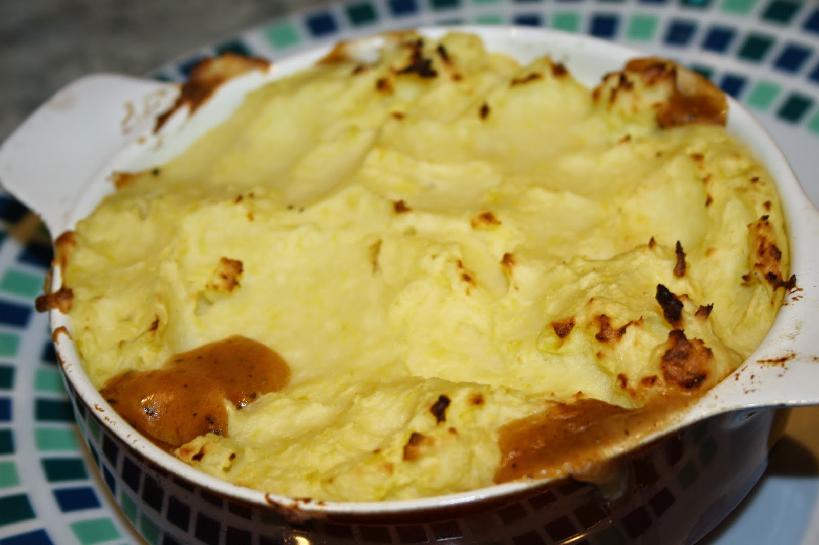 Caroline Makes.... Sausage and Mash Pie