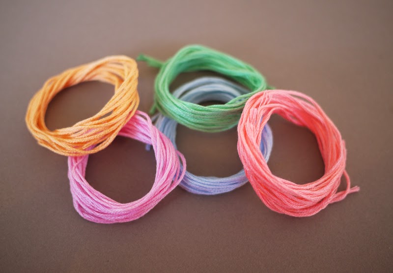 Diy 4 DIY Heart Friendship Bracelet