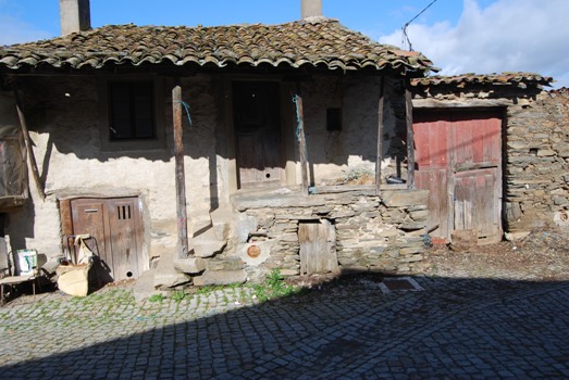 mogadouro (ho mogadoyro) Soutelo