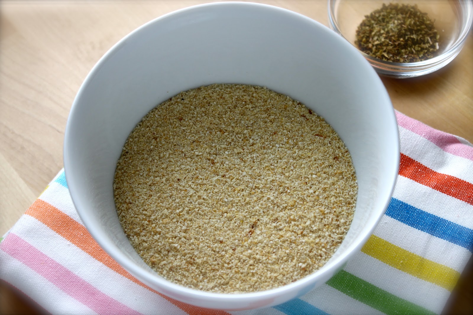 Savoir Faire 1, 2, 3 Cómo hacer pan rallado sazonado con hierbas