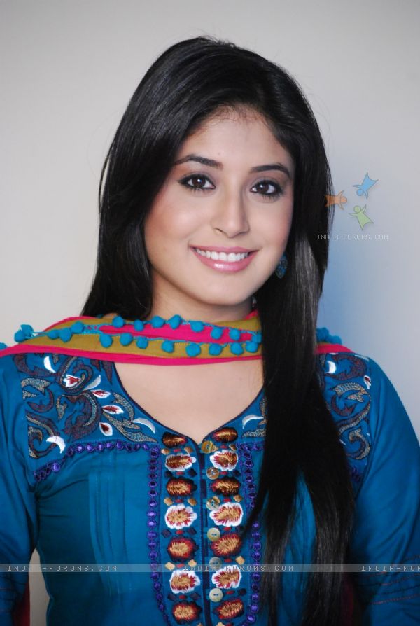 leitlangpui kuch toh log kahenge nidhi verma