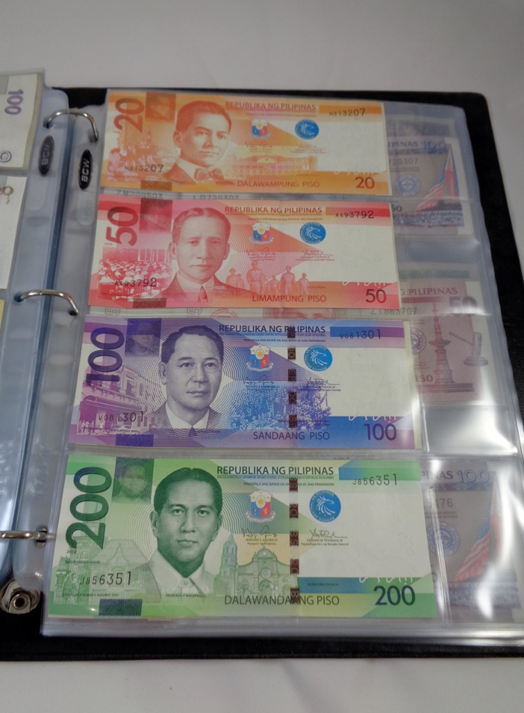 4 pocket bcw banknote