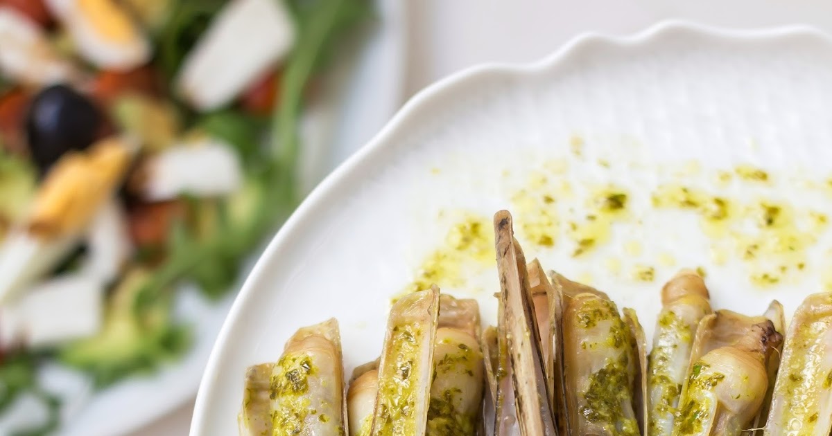 My Spanish Taste Razor clams with parsley and garlic vinaigrette