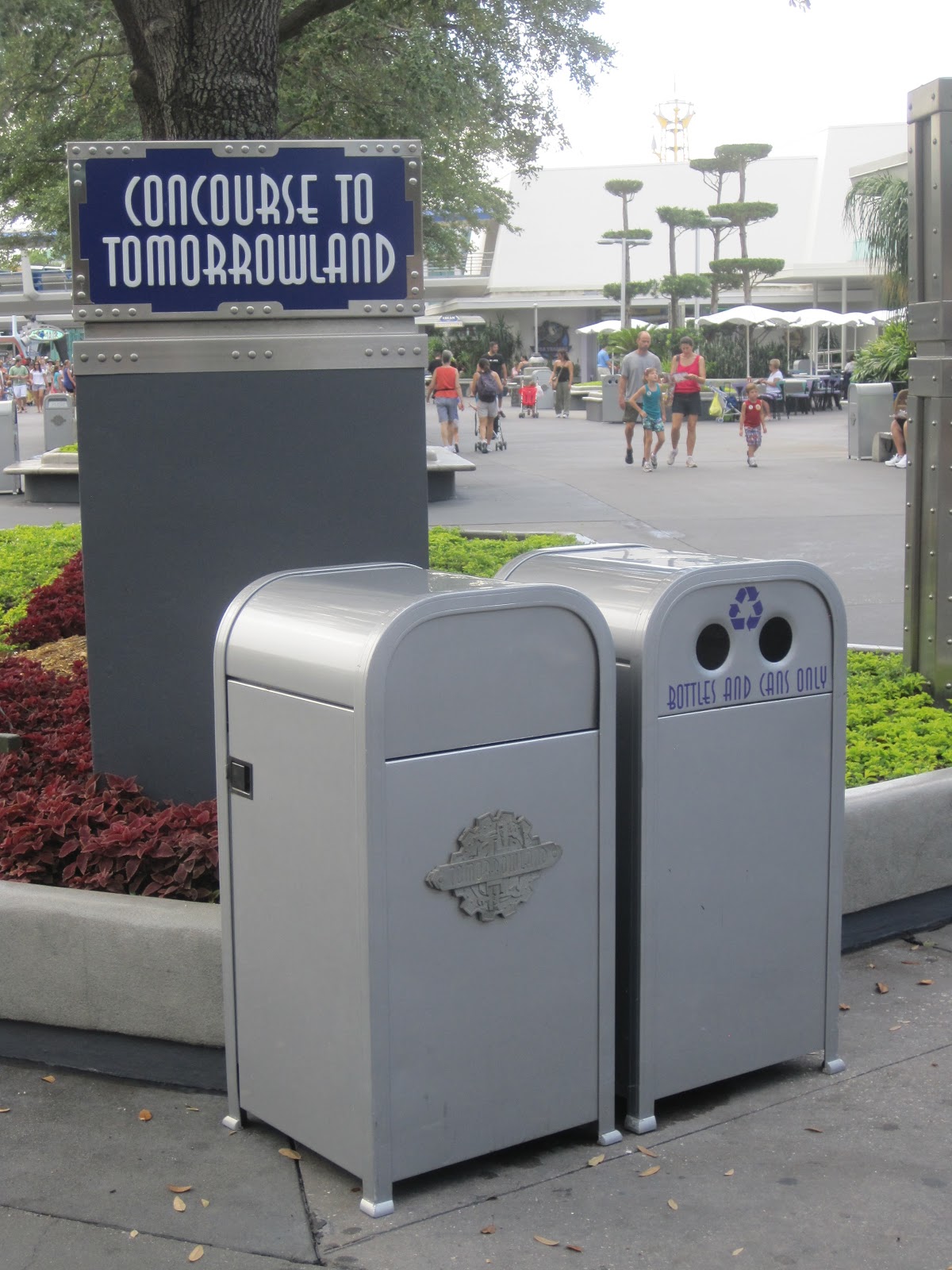 It's All in the Disney Details Trash Cans