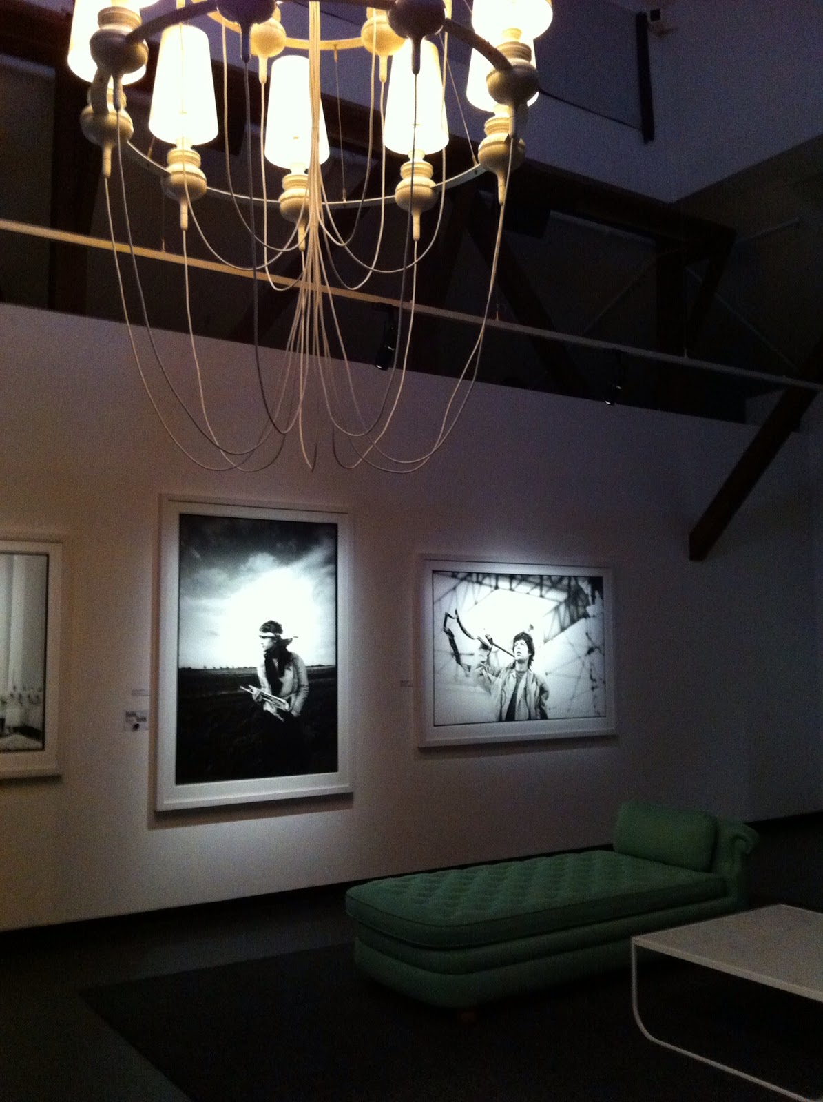 WHITE WALL GALLERY Photo...