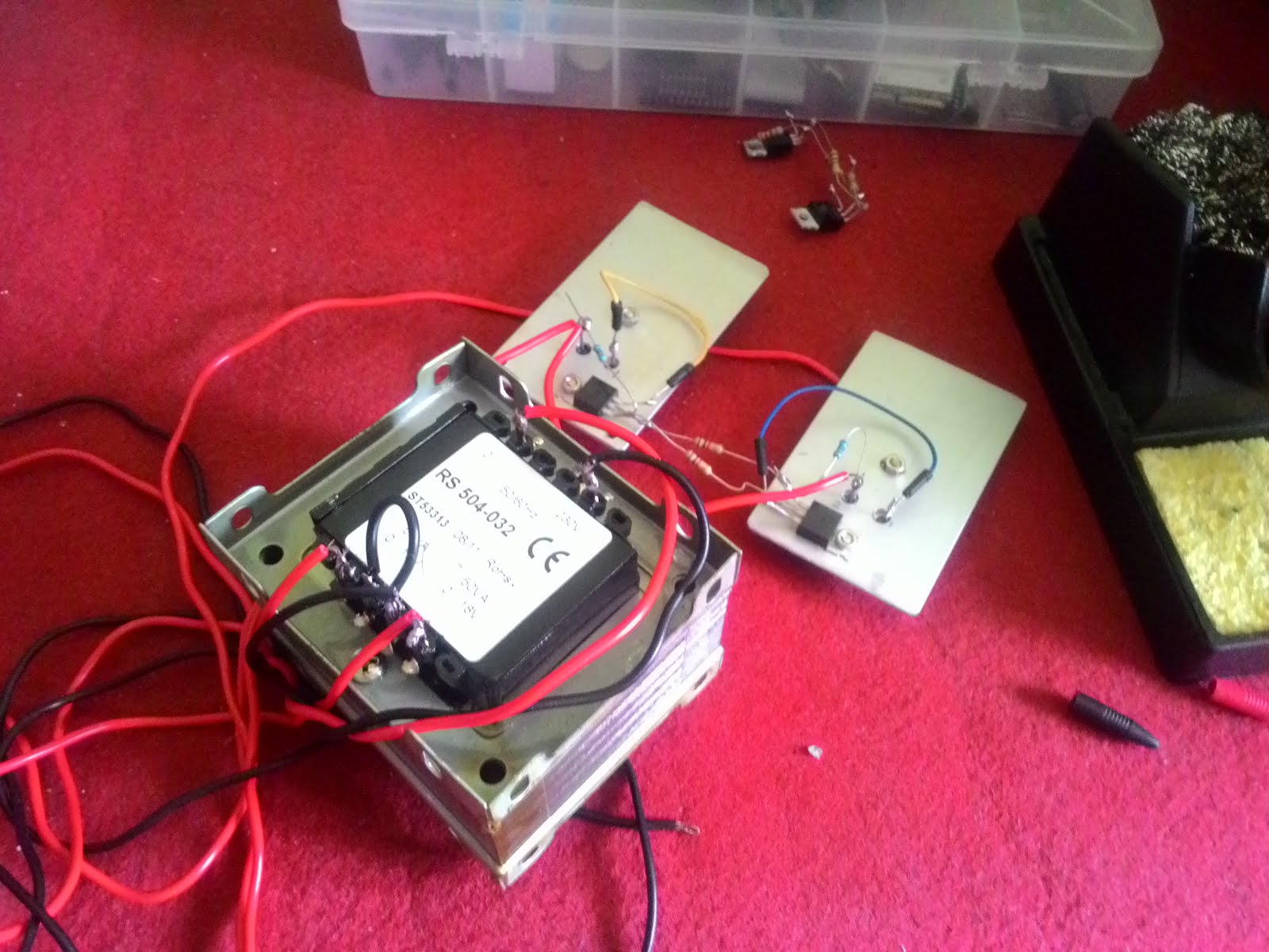 Pinenns Electronics Fish Stunner Mk. auxiliary contact wiring. electric car motor controller