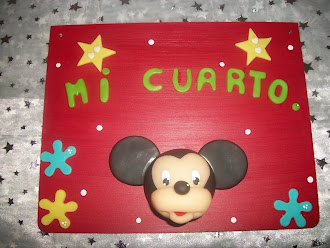 CARTEL MI CUARTO MICKEY GRANDE