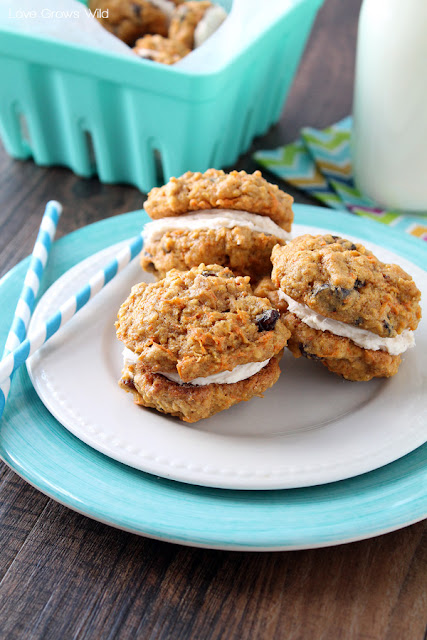 Oatmeal Raisin Breakfast Cookie Sandwiches are not only delicious, but packed full of nutrition too! Who wouldn't want cookies for breakfast? LoveGrowsWild.com