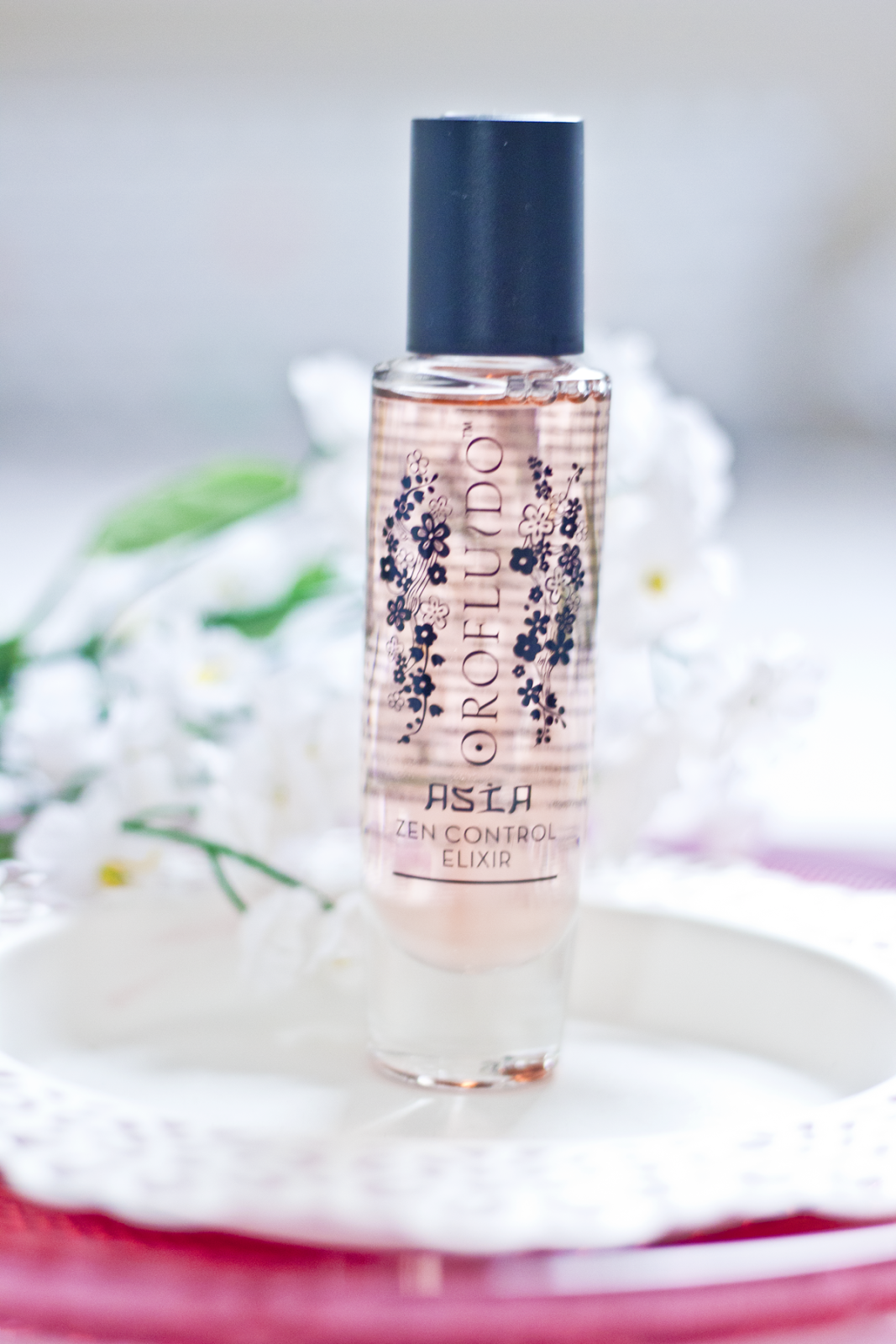 a picture of orofluido asia zen control elixir