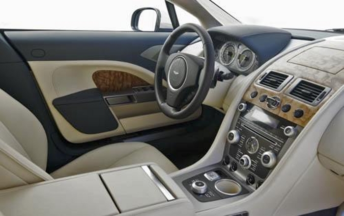 Aston Martin Rapide