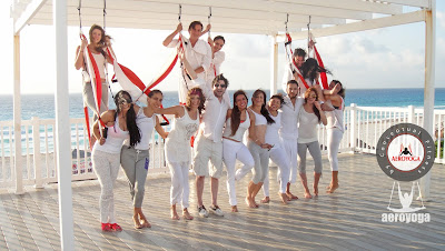 Foto Rafael Martinez, en Formacion Yoga Aéreo con AeroYoga® International