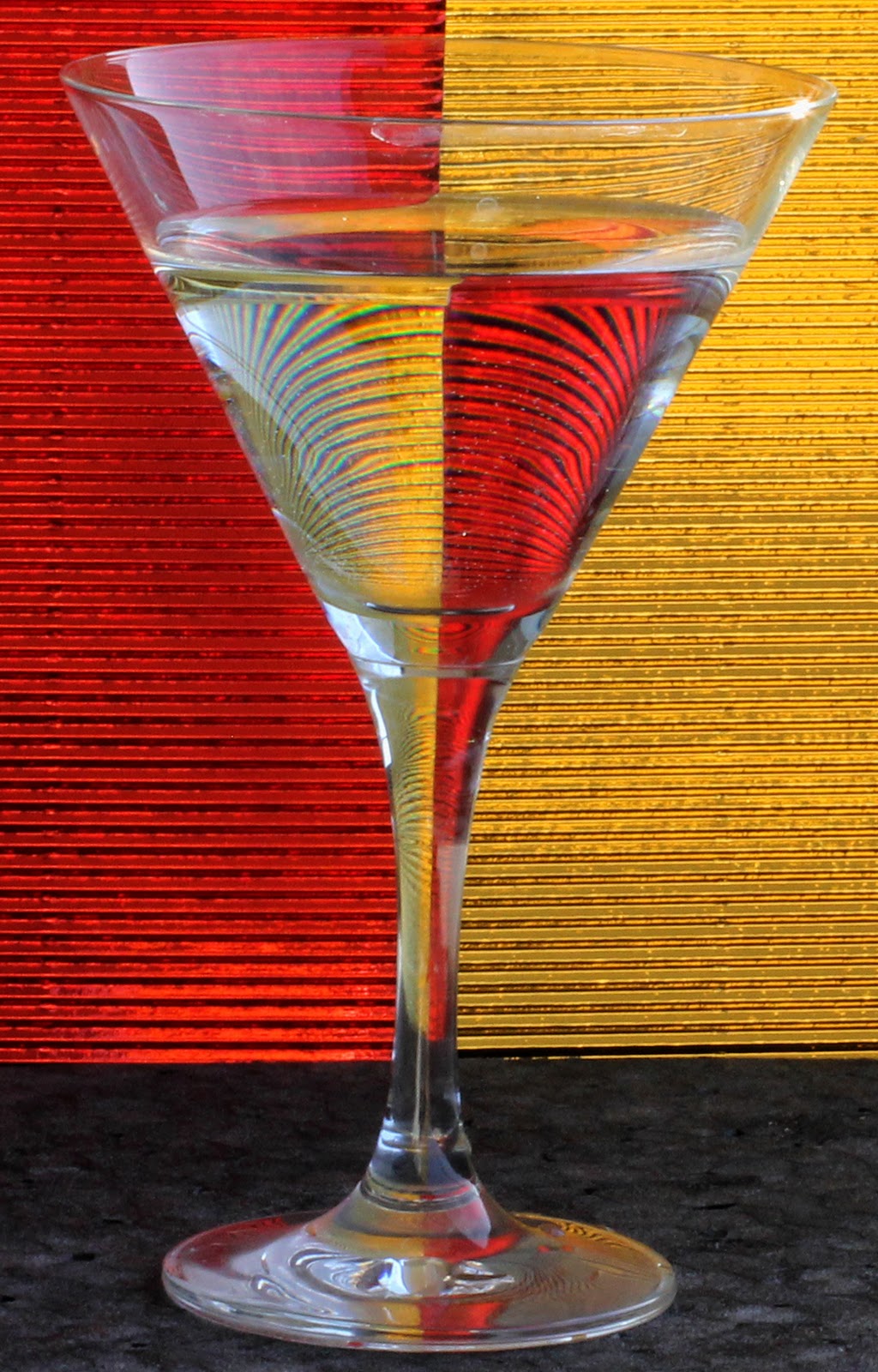 Click! Snap! Shot! Optical illusion glasses