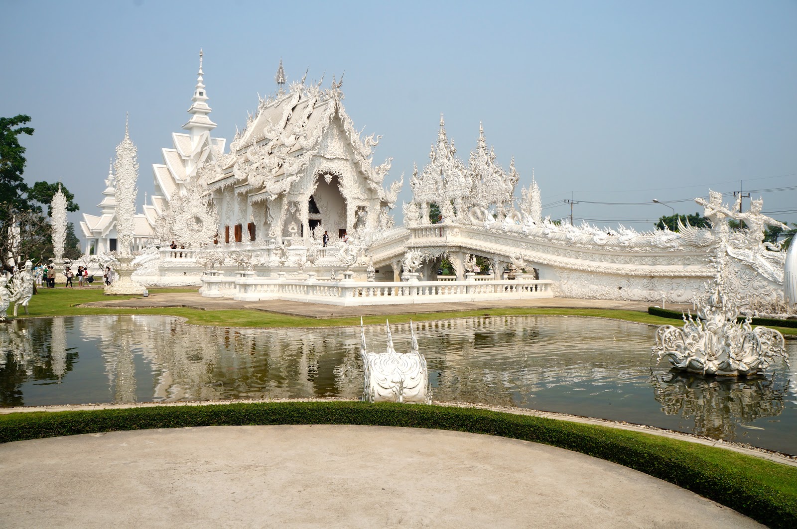 Travega Contemporary Buddhist Art & Architecture The White Temple
