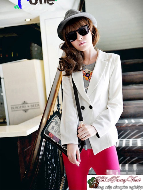 Với áo vest hiện đại thời nay, bạn gái ở bất cứ