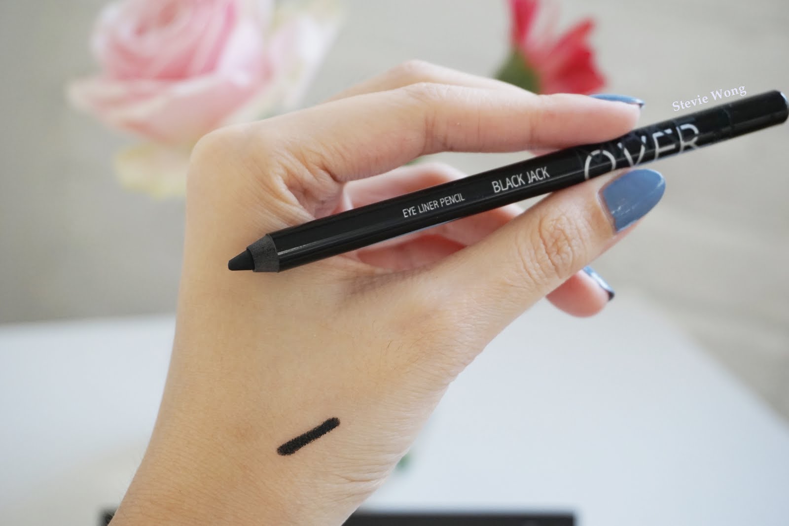 [Review] MakeOver Black Jack Pencil Eye Liner Stevie Wong