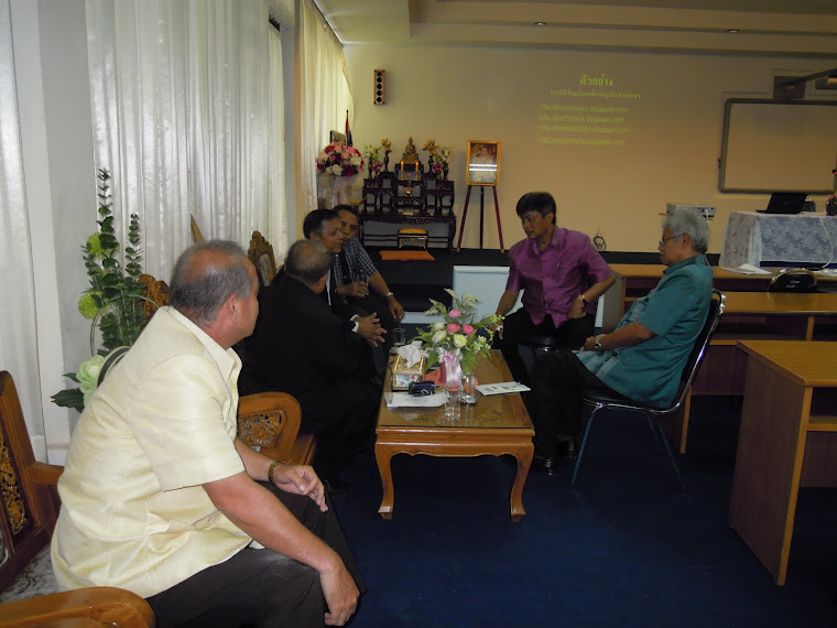 ร่วมต้อนรับวิทยากรหลักสูตรเศรษฐกิจพอเพียงโรงเรียนคุรุราษฎร์รังสฤษฏ์