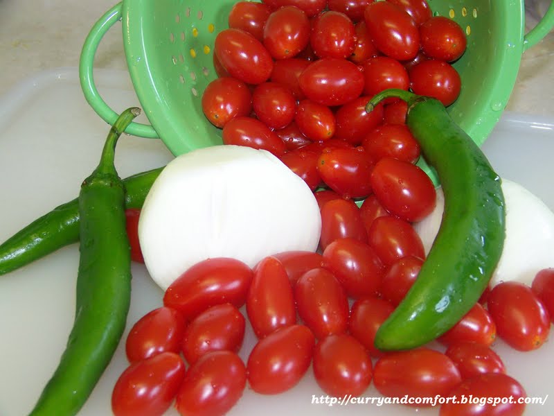 Kitchen Simmer Tomato, Onion and Green Chili Salad