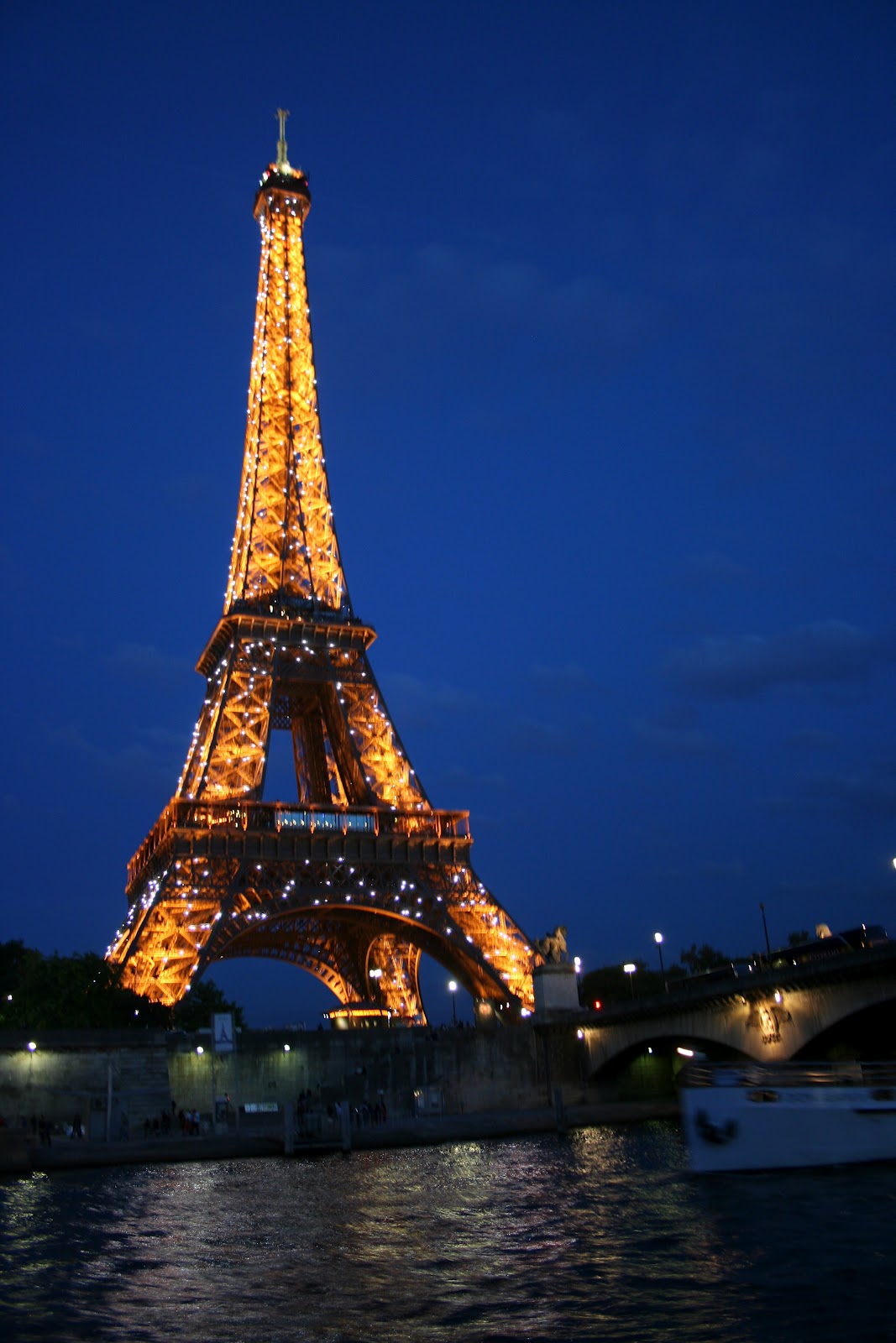 Delco Daily Top Ten: Top 10 Places to See in Paris