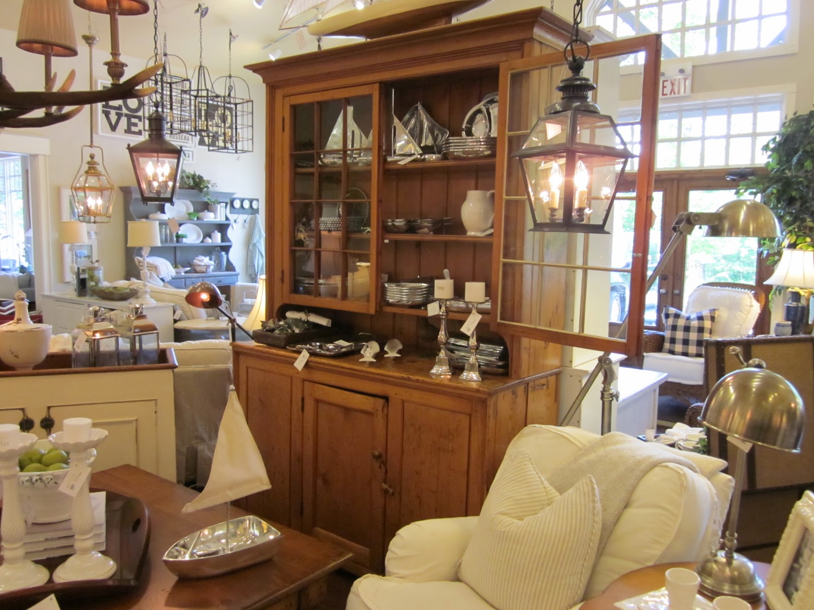 DESIGN SAVVY INTERIORS Muskoka Living Interiors