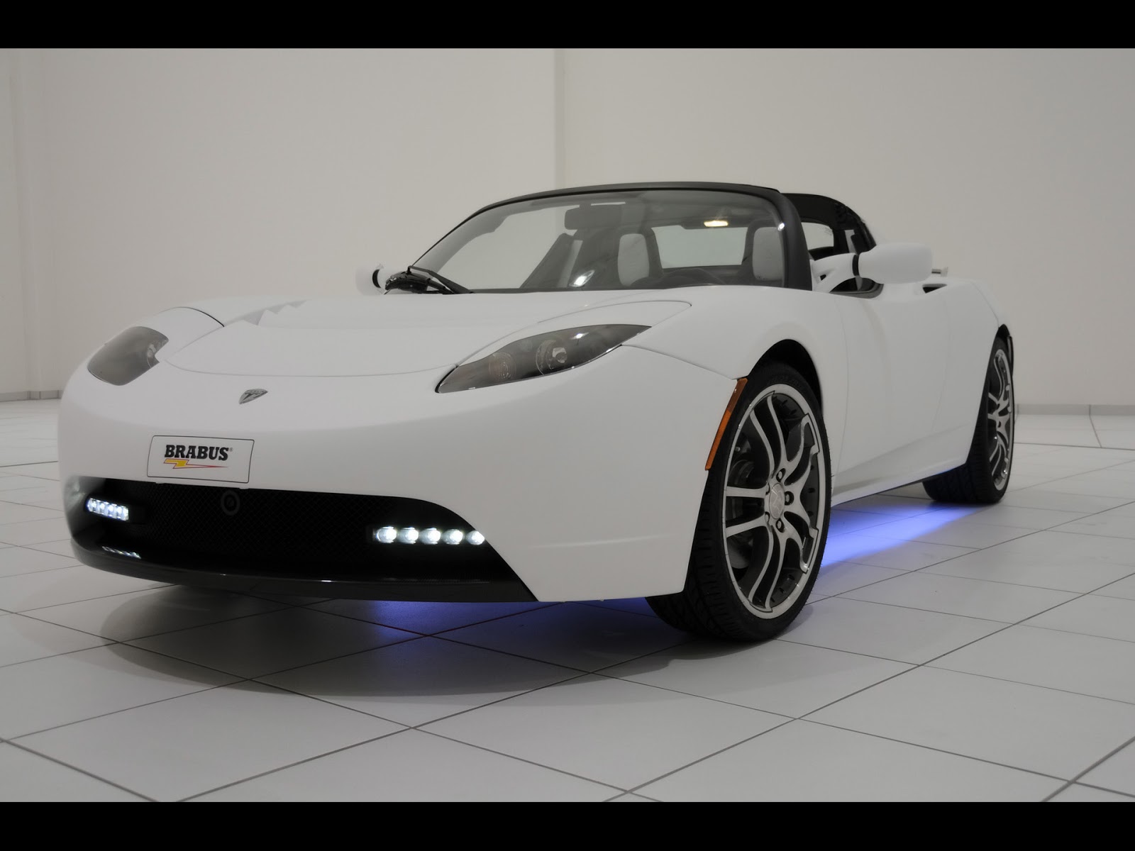 32+ Tesla Roadster Hd Images Pictures