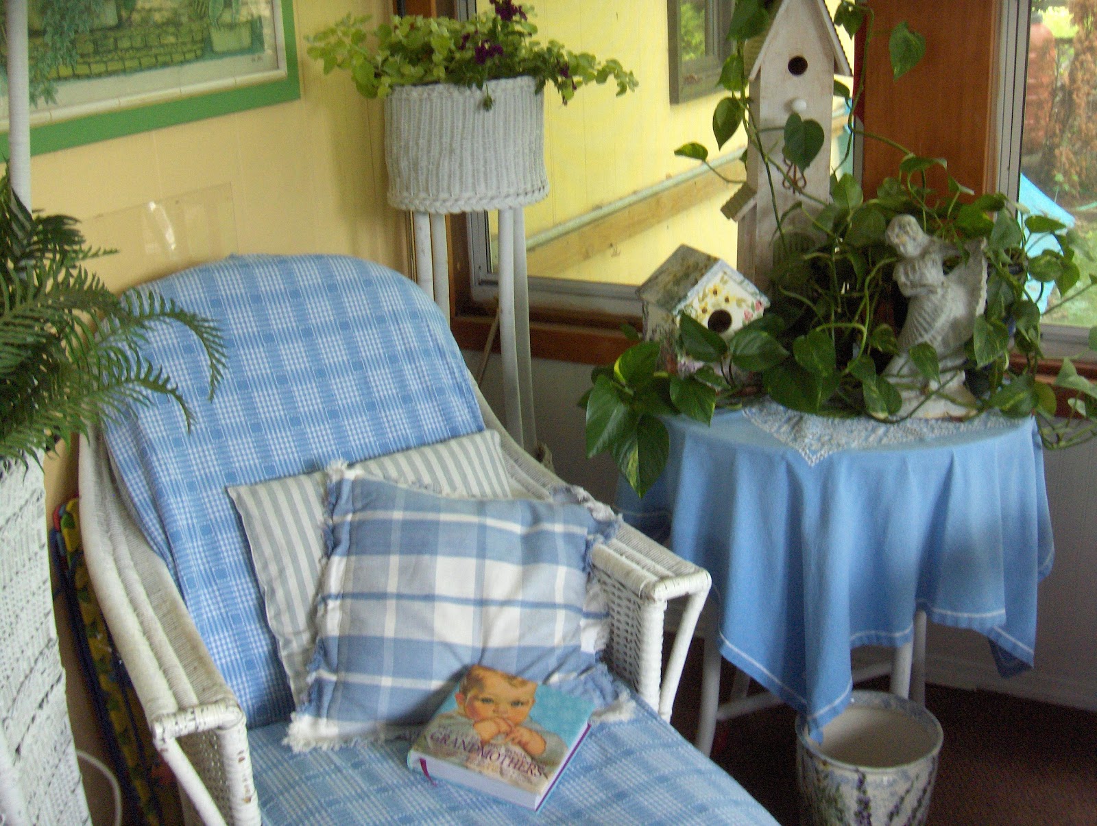 Somethings Old, New, Green, Redo! Revamping Wicker!