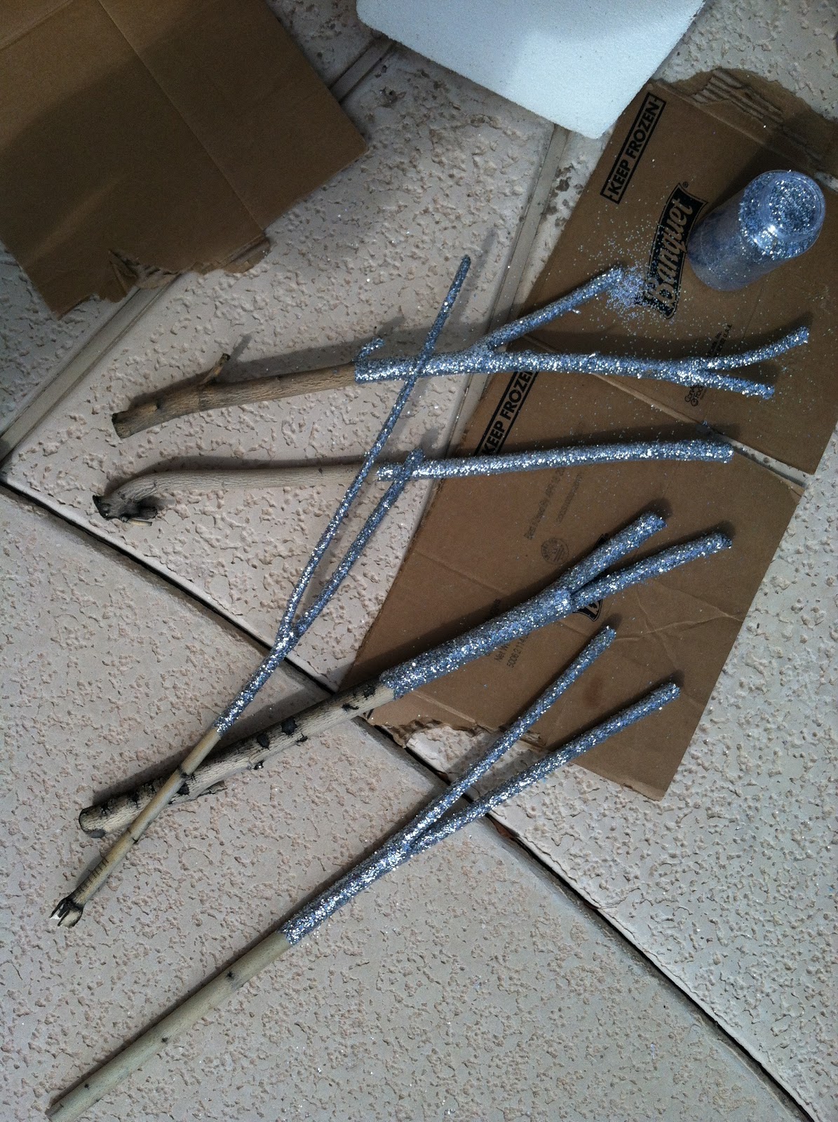 DIY glitter dipped stick wall decor. LOVELY LITTLE RANTS