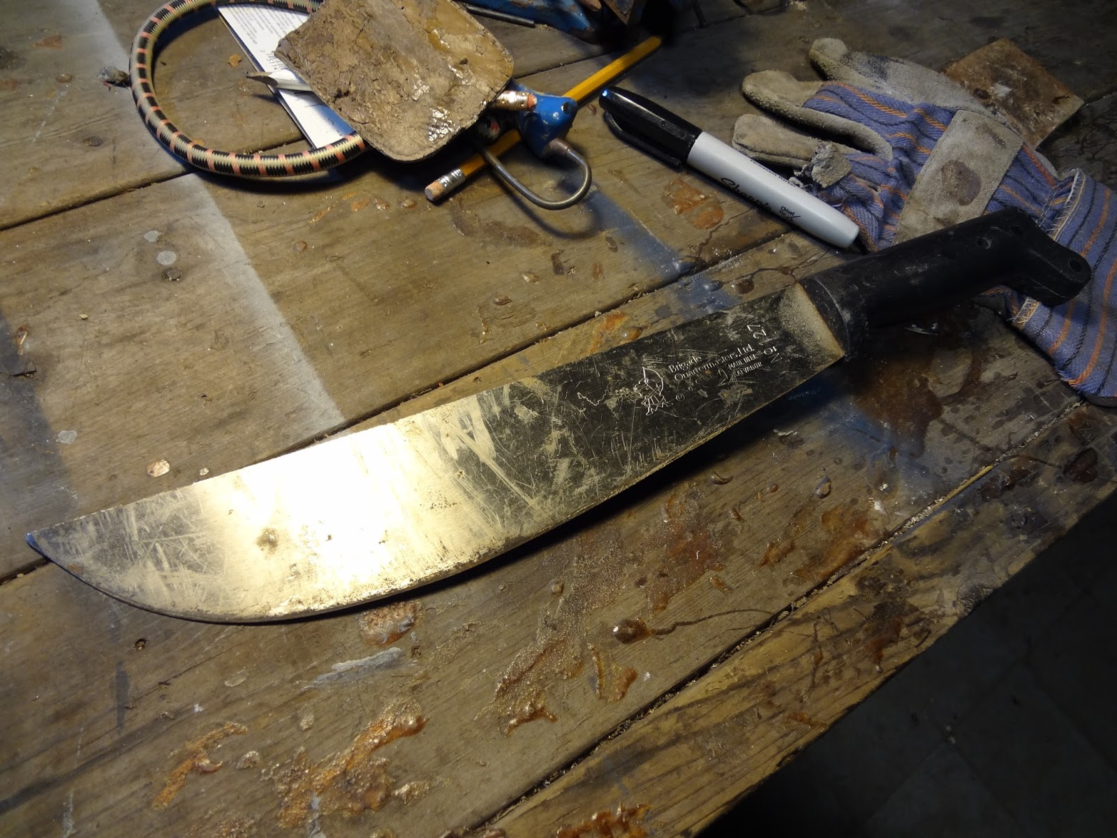 Woods Roamer PERSONALIZING YOUR MACHETE