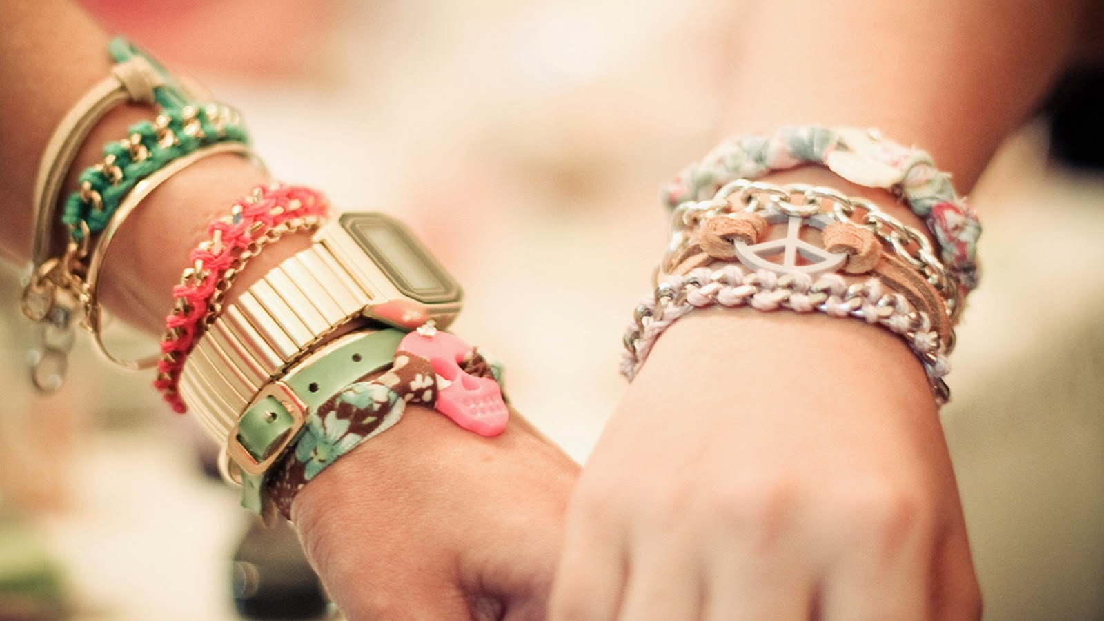 Girls Hand Breslates FASHION