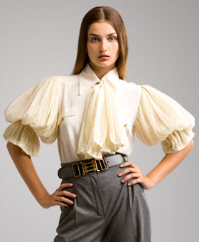 Znalezione obrazy dla zapytania Puffy sleeves