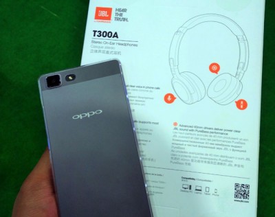 OPPO R5 Curi Perhatian Pengunjung Mega Bazaar 2015 OPPO R5 Curi Perhatian Pengunjung Mega Bazaar 2015