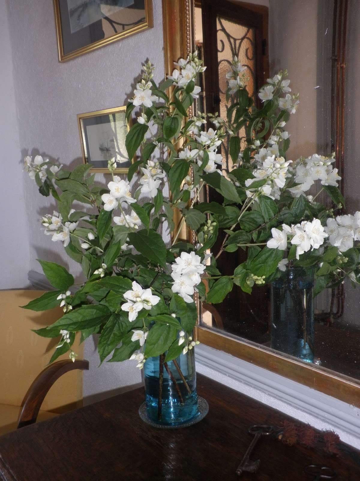Artiste En Herbes Bouquet De Fleurs Sauvages