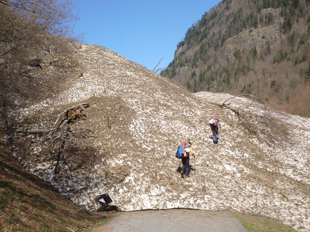 Pirineos:La Forcanada, Corredor NO