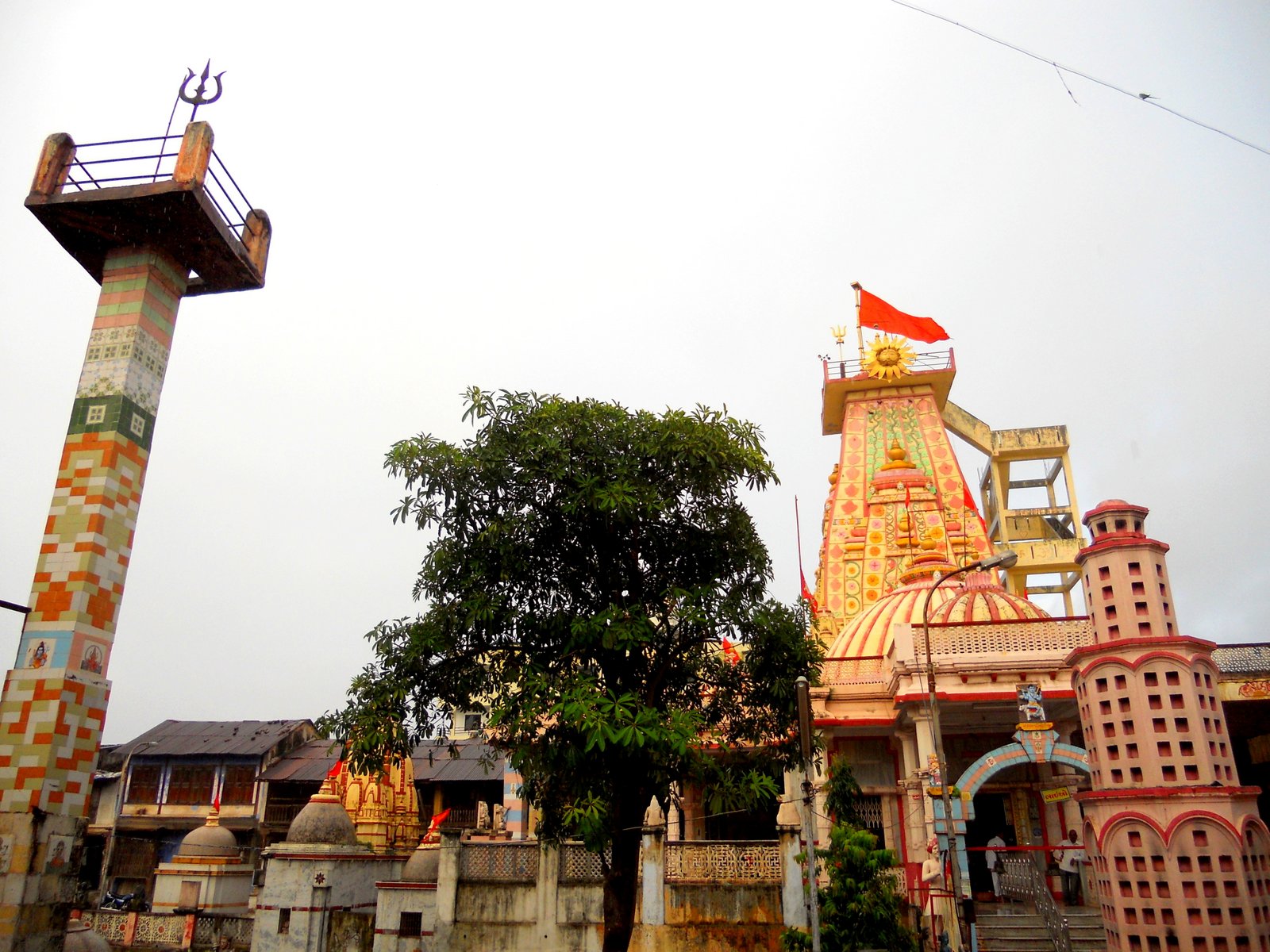 Surat City in pictures... Kantareshwar Temple Katargam