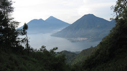 Lago Atitlán: volcán San Pedro, Atitlán y Tolimán