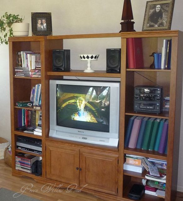 Green Willow Pond An Entertaining Sewing Center?