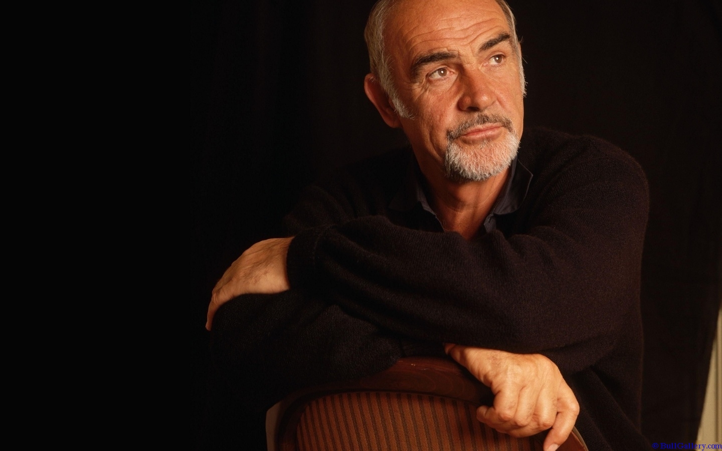 http://2.bp.blogspot.com/-7DKKpszKZf4/UD0Urv3RrPI/AAAAAAAAD54/3VQuRkMV08Y/s1600/Sean-Connery-Eyes.jpg