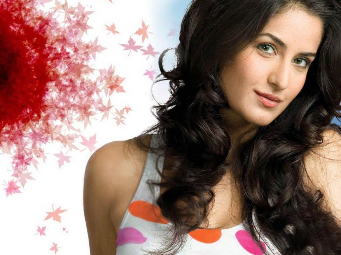 http://2.bp.blogspot.com/-7DKaBexSOxE/Tc_yE0LuaLI/AAAAAAAAD8Y/NDnPEESwEb8/s1600/katrina-kaif-hot-HD-wallpaper-02.jpg