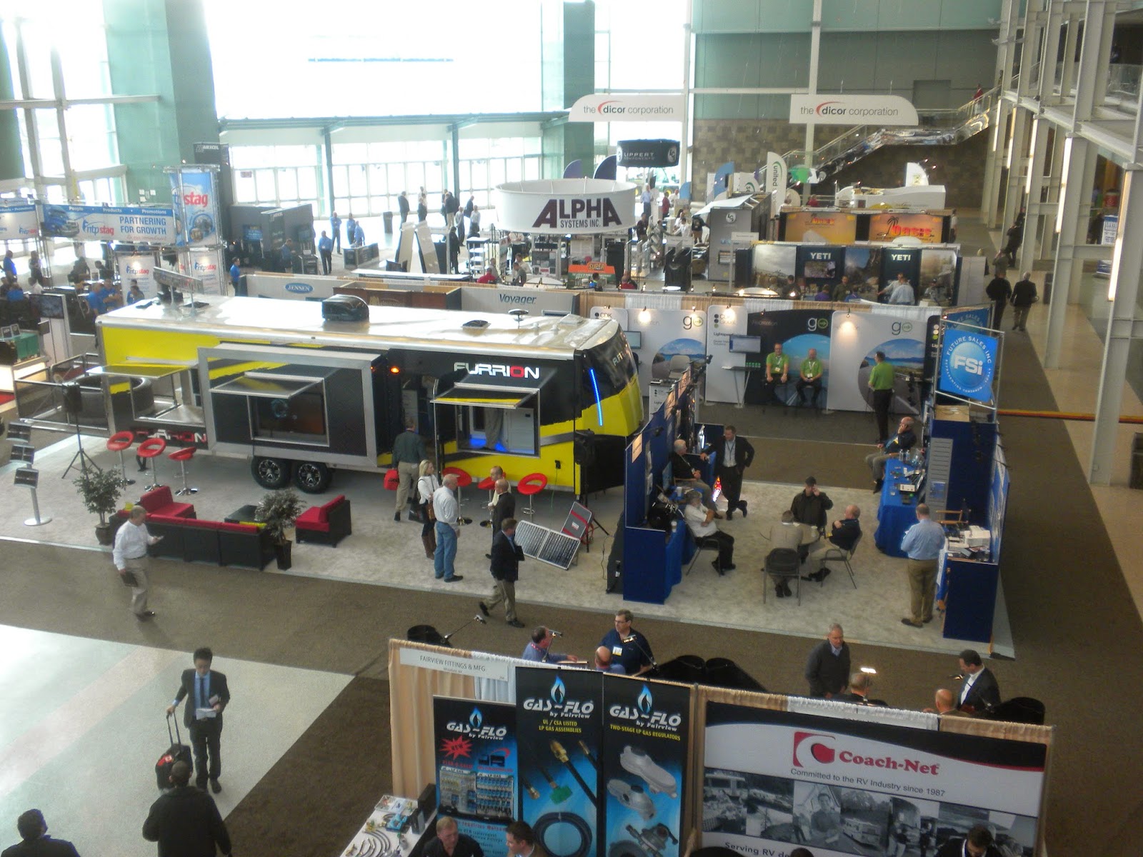 2015 RV Shows Gr8LakesCamper