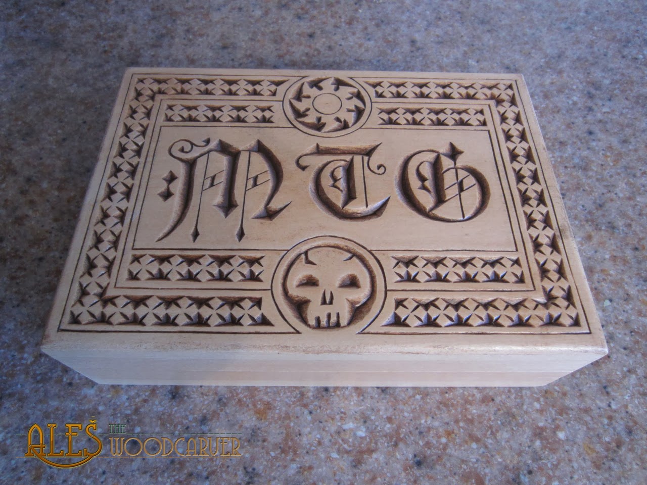 Ales the woodcarver Magic the Gathering card boxes