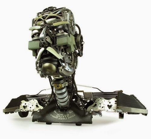 04-Jeremy Mayer-Typewriter-Robot-Sculptures-www-designstack-co