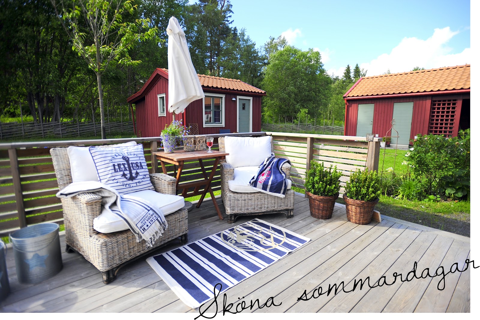 Två systrar, charlotte: en hörna på altanen.....