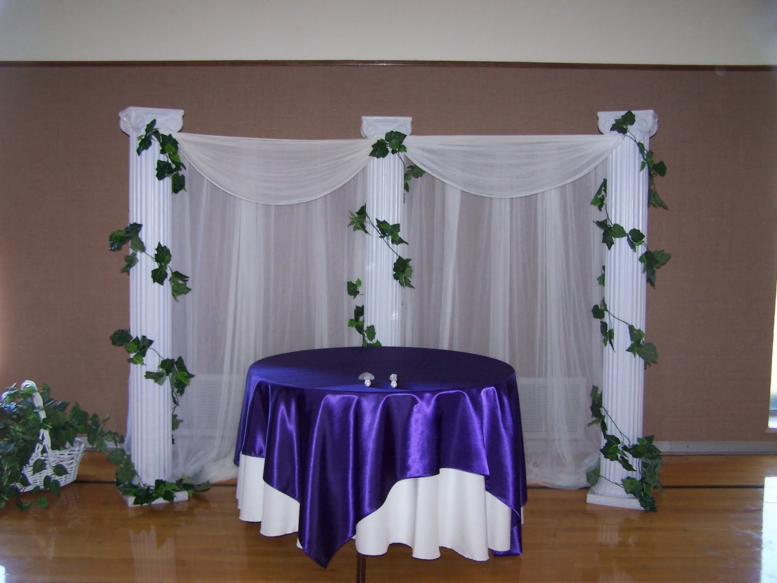 Creative Wedding and Party Decor Backdrop Choices