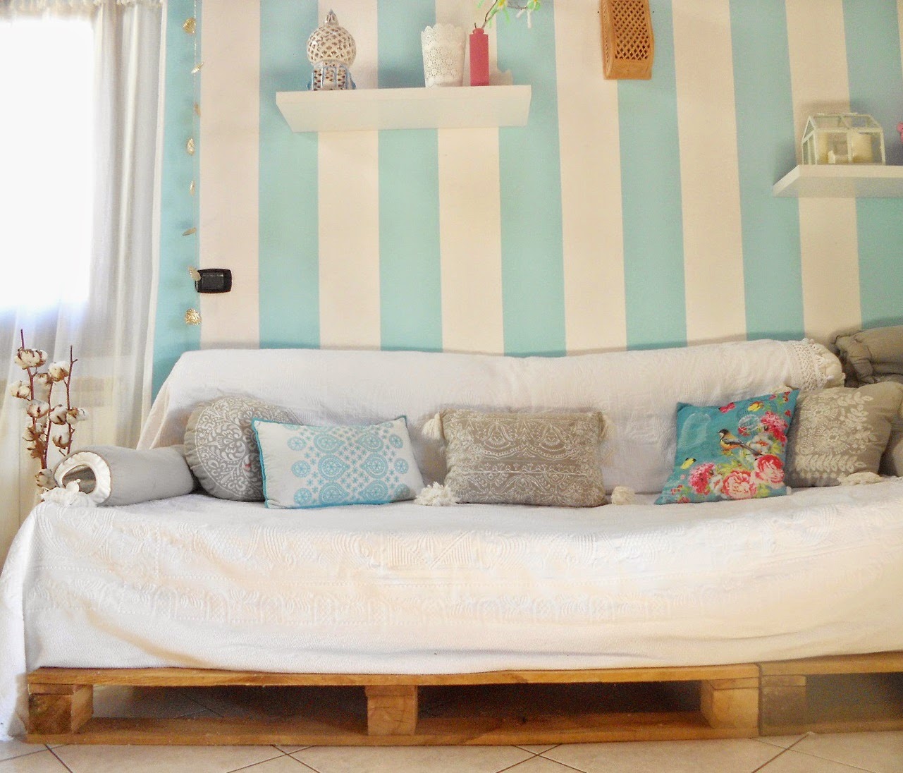 Divani pallet prezzi: divani con pallets pictures to pin on ...