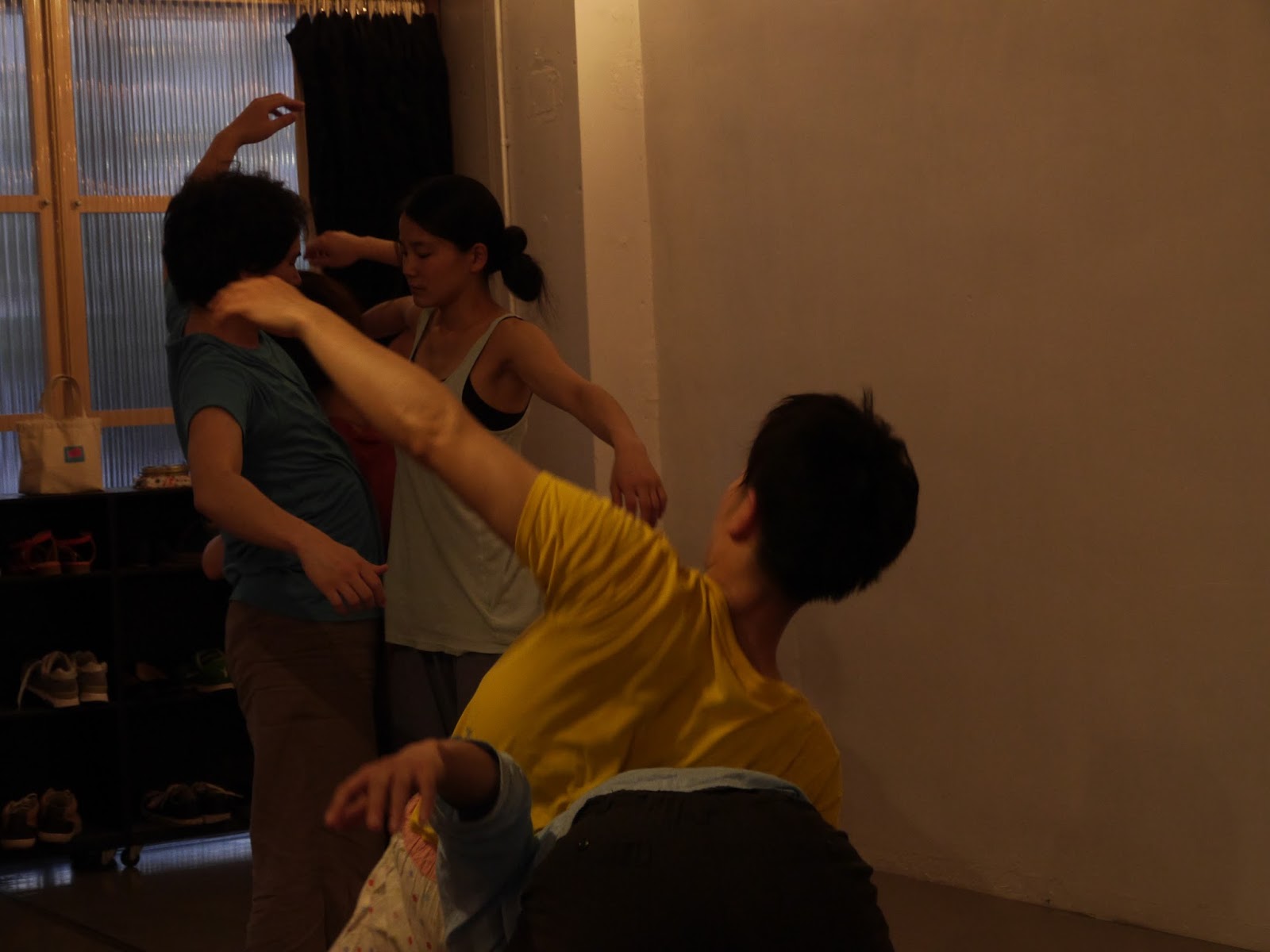 日の出町団地スタジオ 北千住駅東口 徒歩5分 コンテンポラリーダンス基礎 応用