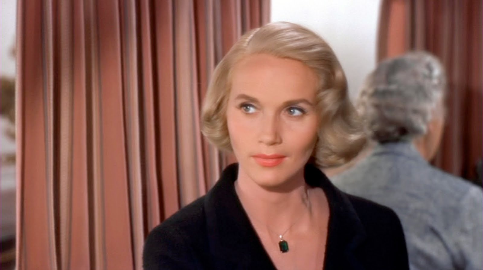 Autograph VIP: Success 2011: Eva Marie Saint, a classic actress with an