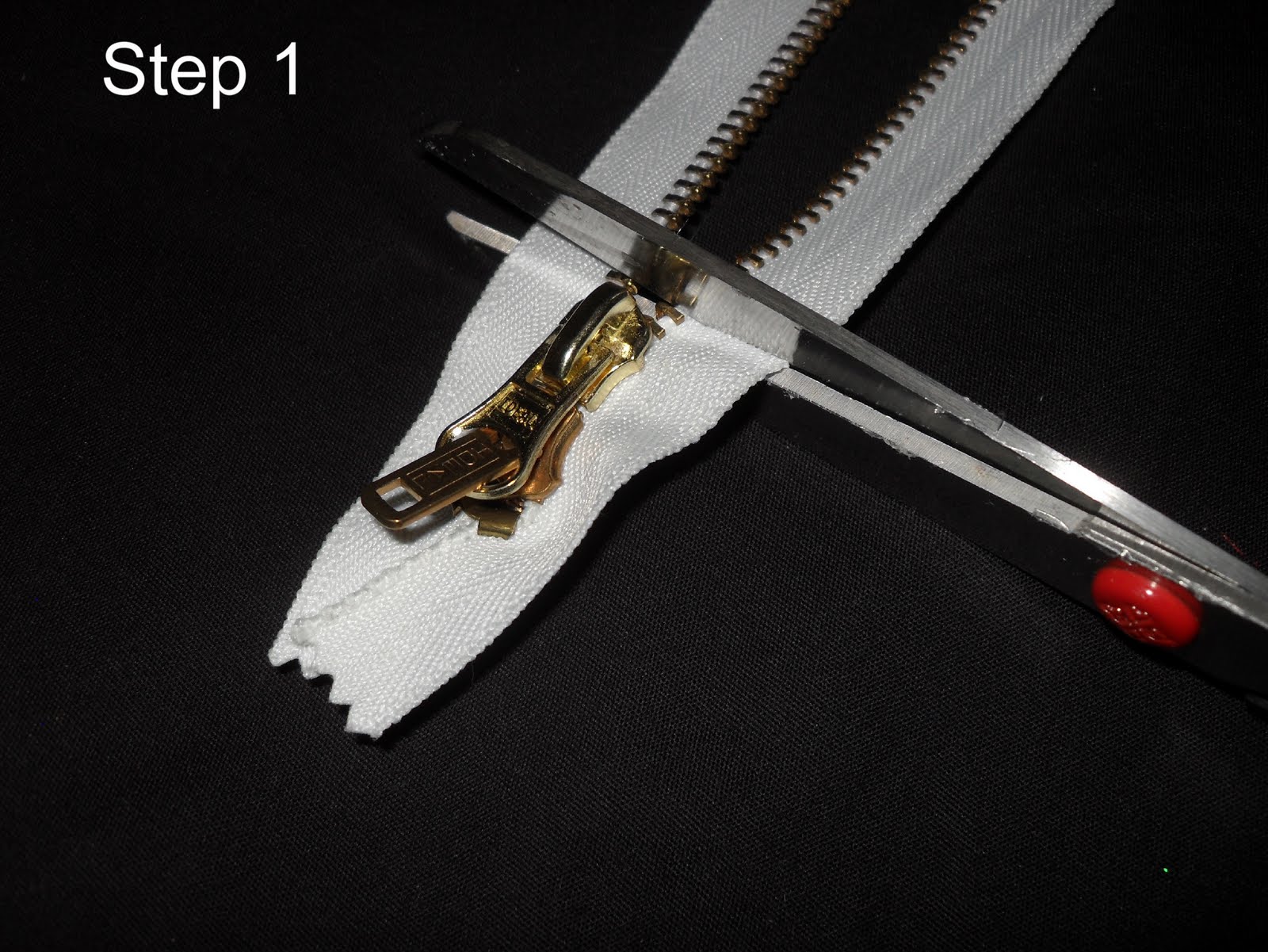 "Wonderfully Made" Zipper Pins / Hair Clips