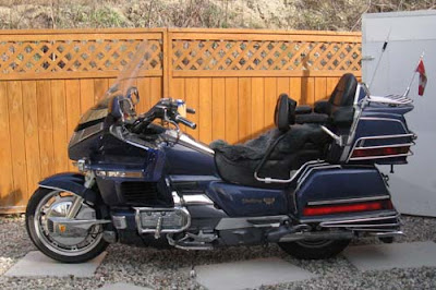 honda motorcycle goldwing 2011 two seat