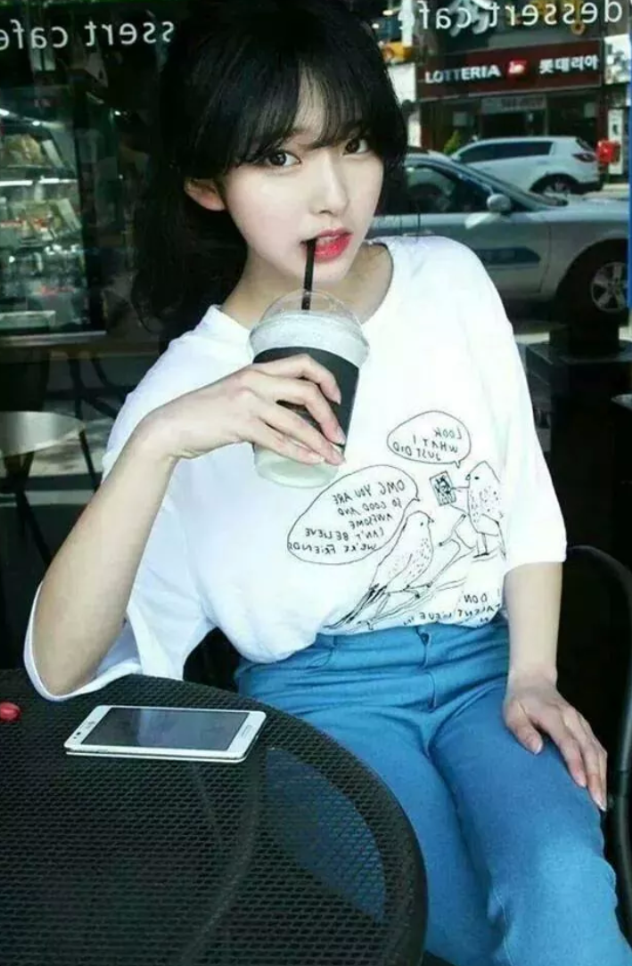 출처:해적 haezuk.com 아이유 닮은 페북 98년생 처자