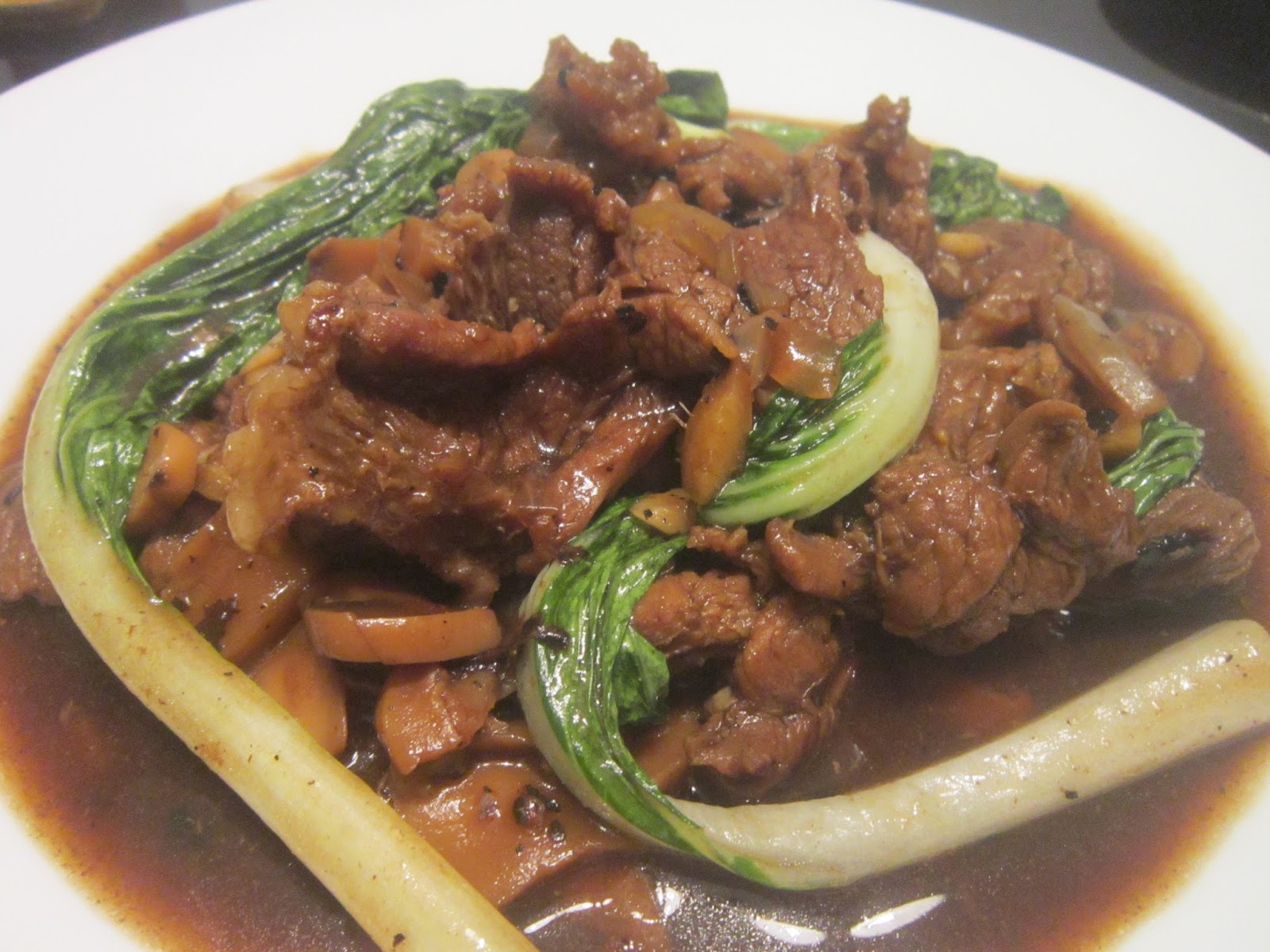 BEEF MUSHROOM & PECHAY in OYSTER SAUCE