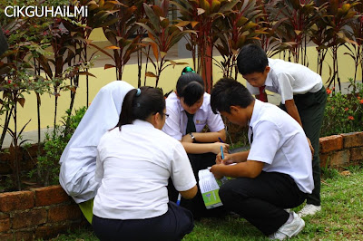 Aktiviti Sains Mengkaji Pelbagai Jenis Spesies, Populasi, Komuniti, Habitat dan Ekosistem Dalam Kawasan Sekolah